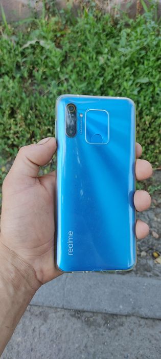 Realme c3 работает исправно