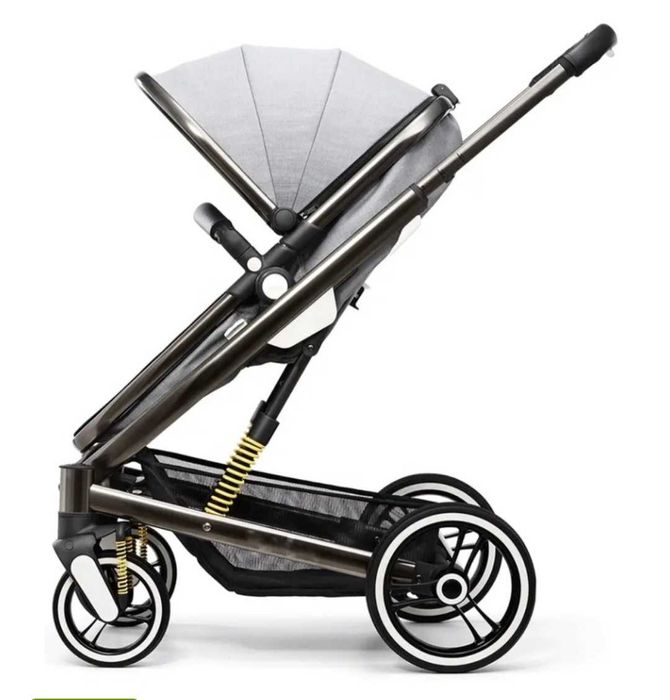 Продается детская коляскс трансформер 2в1