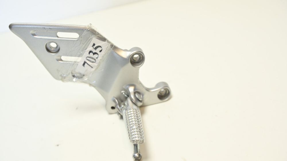 Suport Scarita Fata Dreapta Yamaha MT09 / SP 2021 - 2023