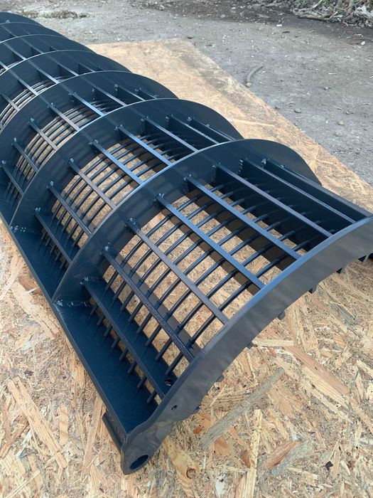 Подбарабанье Claas Mega 208