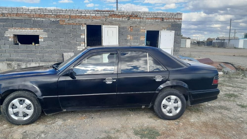 Продам машину срочна