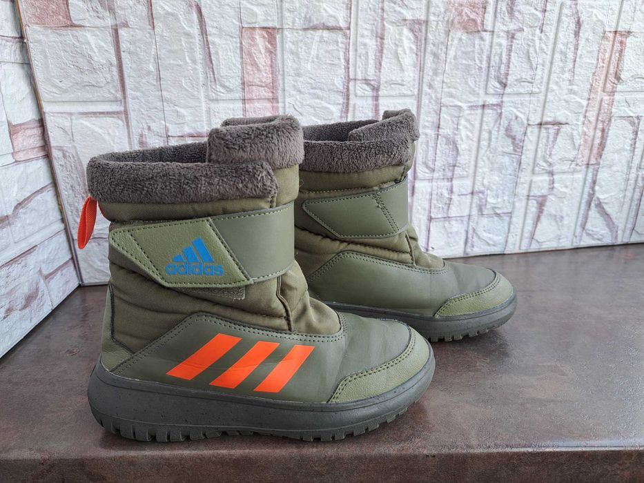 детски ботуши,зимни обувки,боти,апрески,Adidas номер33,5 за момче,адид