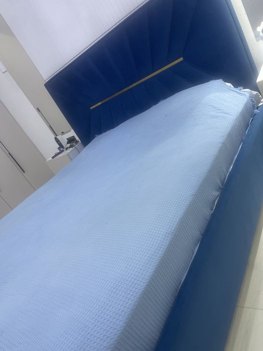 Кровать с ортопедическим матрасом