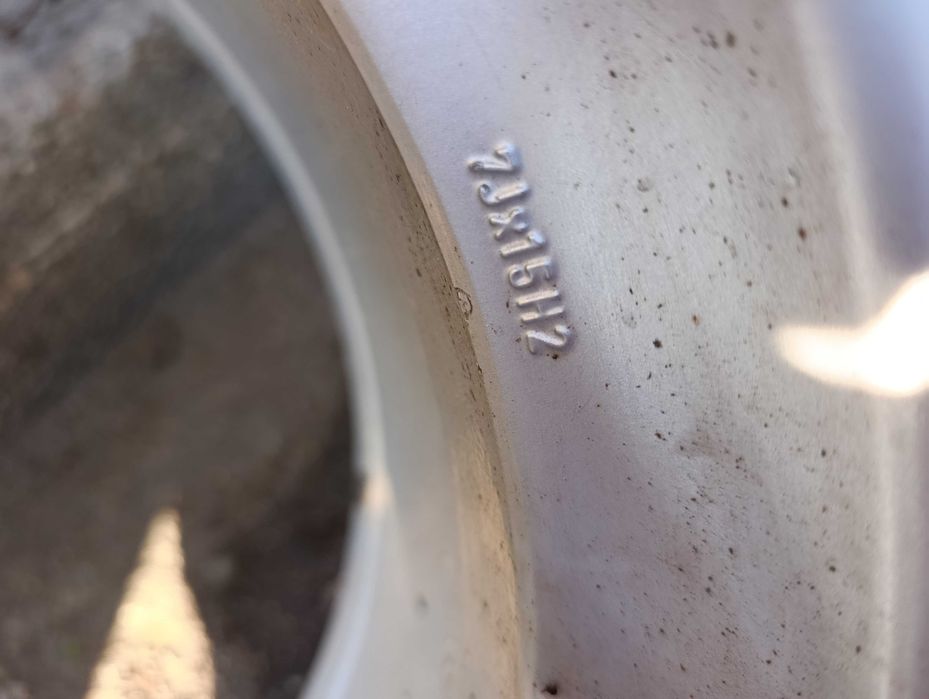 Продавам джантии