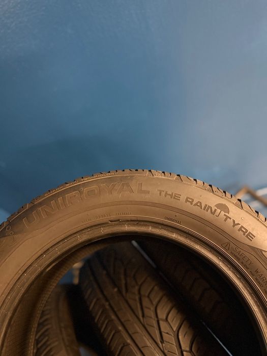 Anvelope 175 65 14 Uniroyal, impecabile!