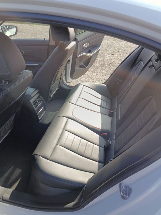 Bmw seria 3 G20 Luxury Line cu garantie BMW Premium