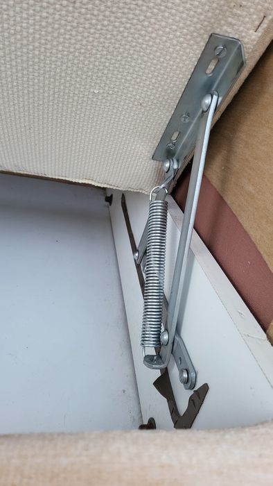 Vând canapea din lana