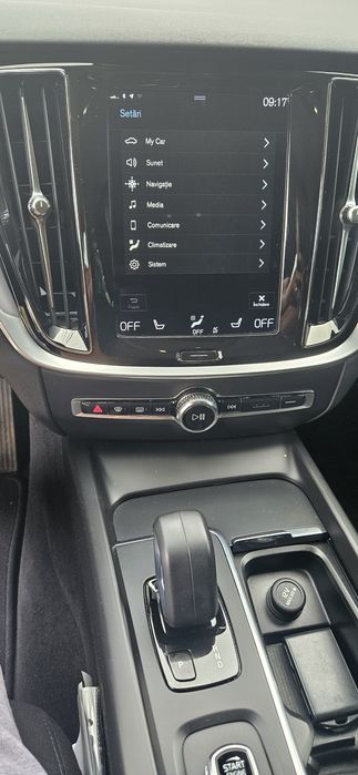 Super oferta!!!PRET FIX !!!Vând Volvo v60 din 2022