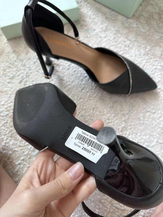 Туфли черные элегантные