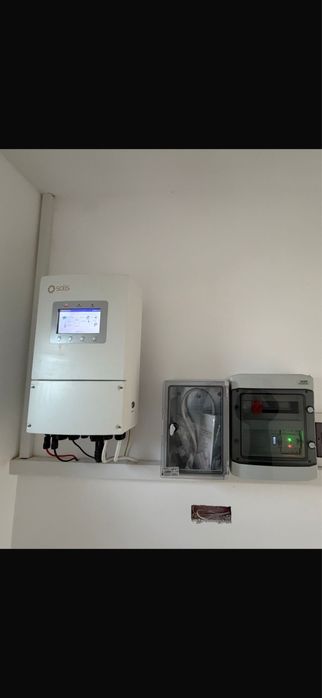 Casa noua cu PANOURI FOTOVOLTAICE, teren 553 mp, (utilitati complete)