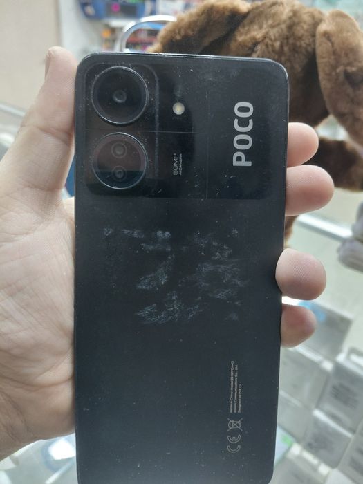В продаже Poco с65