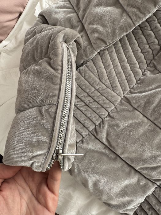 Gheaca Guess de iarna