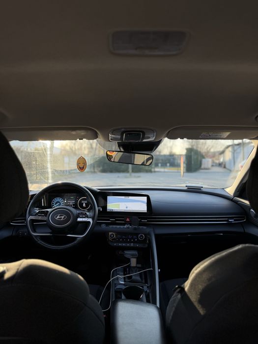 Hyundai Elantra CN7 2024