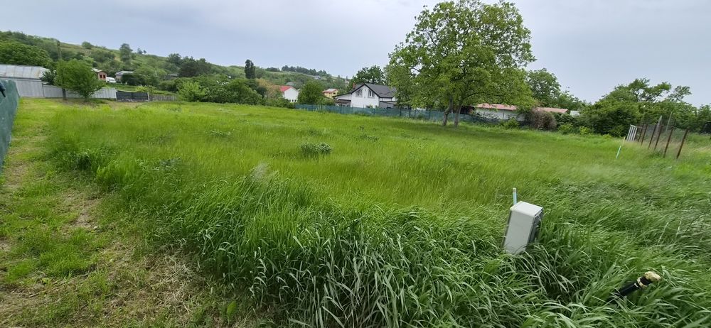 Teren de vânzare