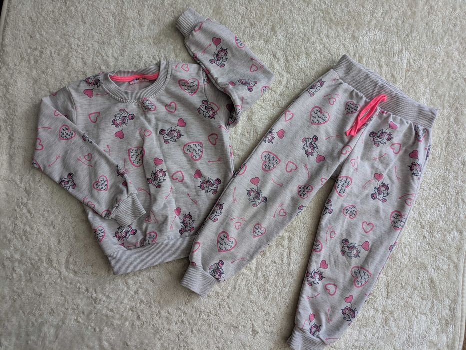 Лот дрехи за момиче