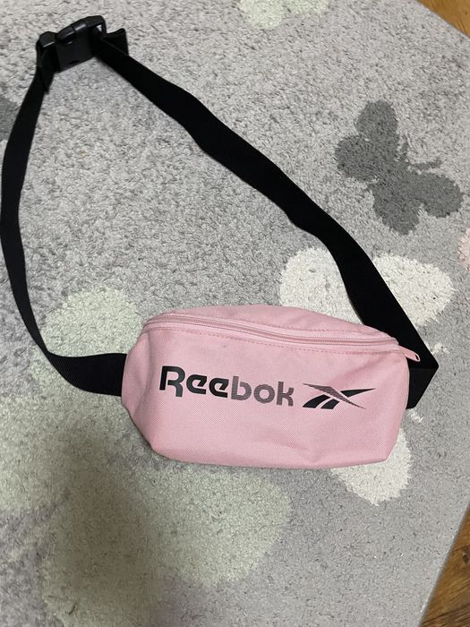 Чанти:,Adidas и Reebok