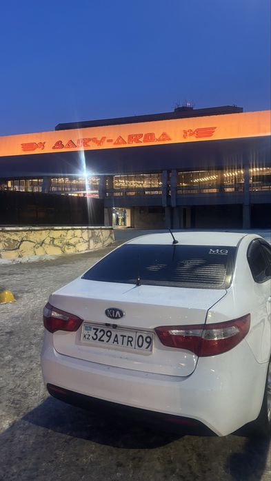 Kia rio 2014 белый