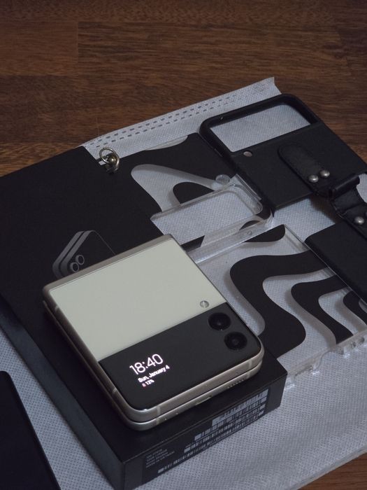 Samsung Galaxy Z Flip 3