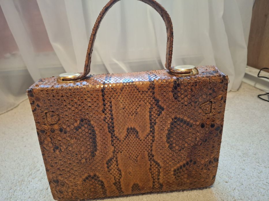 Geanta YvesSaintLaurent