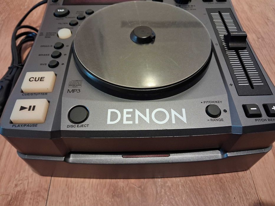 CD плеър DENON DN-S1000