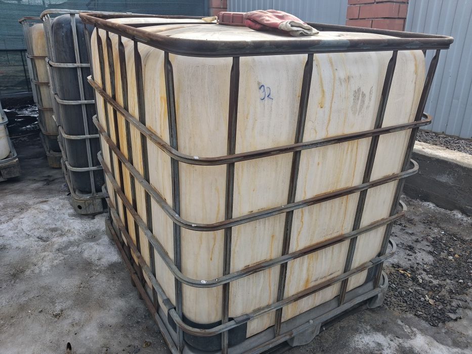 Бочки кубовые пластиковые