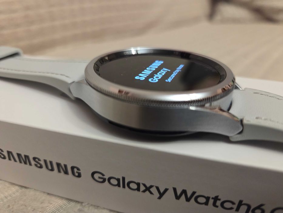 Samsung Galaxy Watch 6 Classic, 47mm, BT, Alb, nou