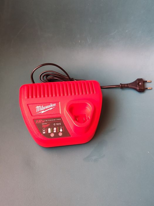 Milwaukee rotopercutor m12 Ch 0