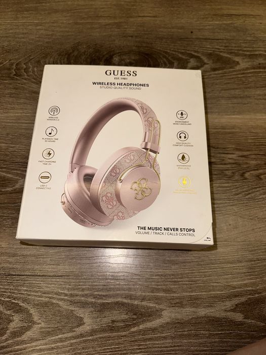Оригинал Guess наушники как новый