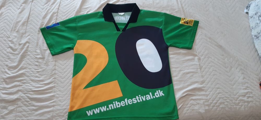 Мъжка тениска с яка