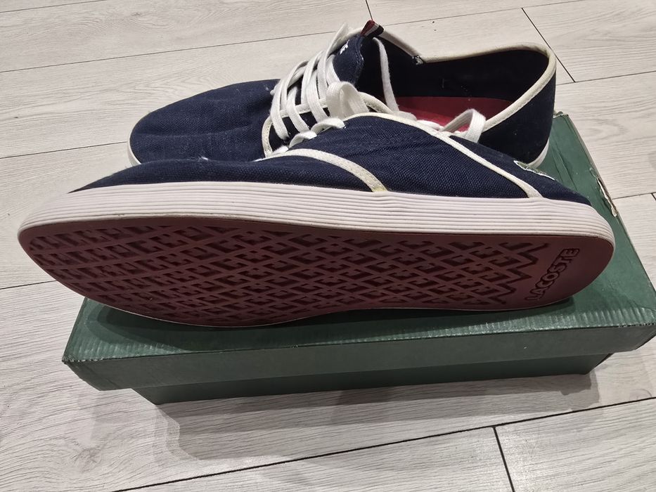 Tenisi Lacoste  secon hand nr 45 originali