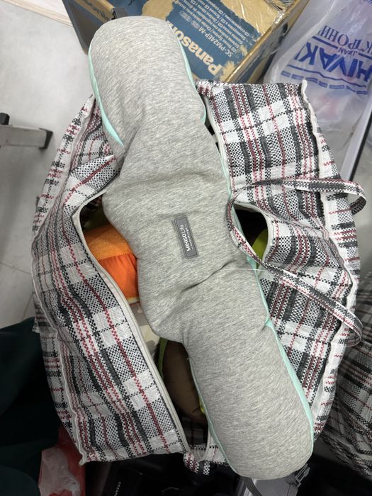 Подушка для шеи в дорогу