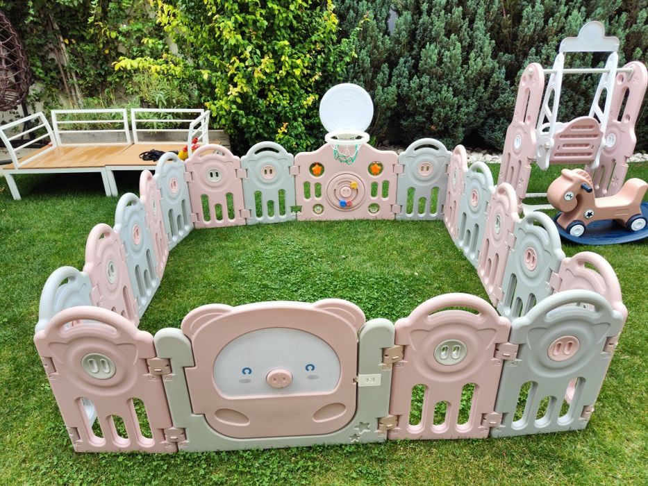 Tarc de joaca cu accesorii copii(Leagan, Calut, Tobogan). 204 x 204 cm