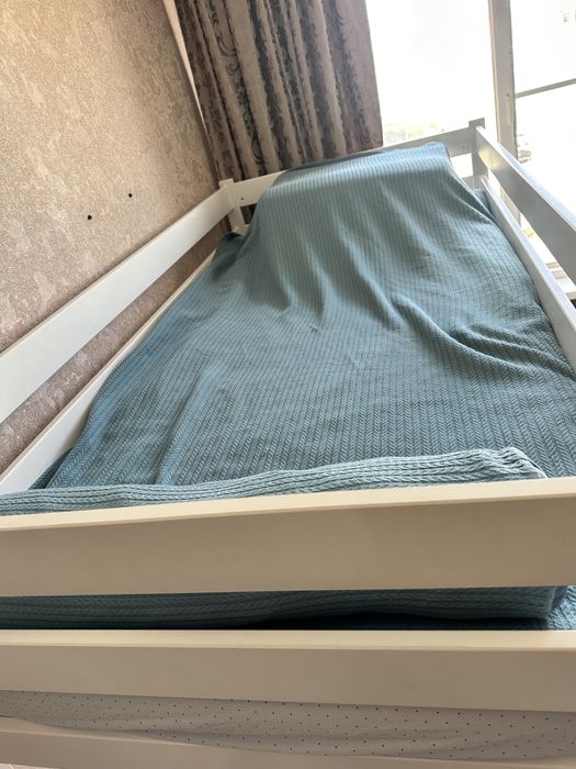 Продам двухъярусная кровать