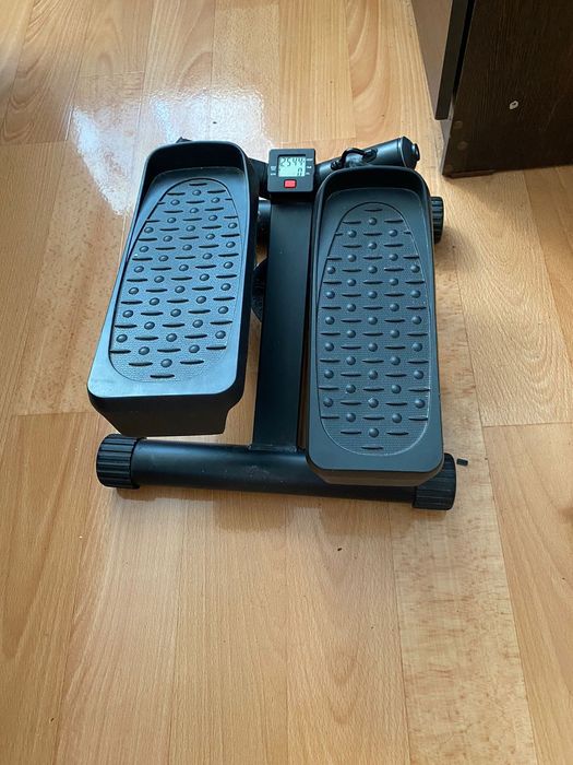 Продаётся шагомер новый