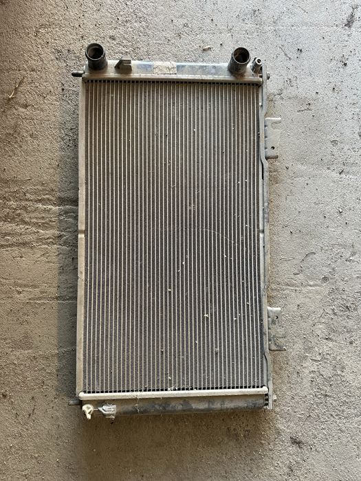 Радиатор приора.