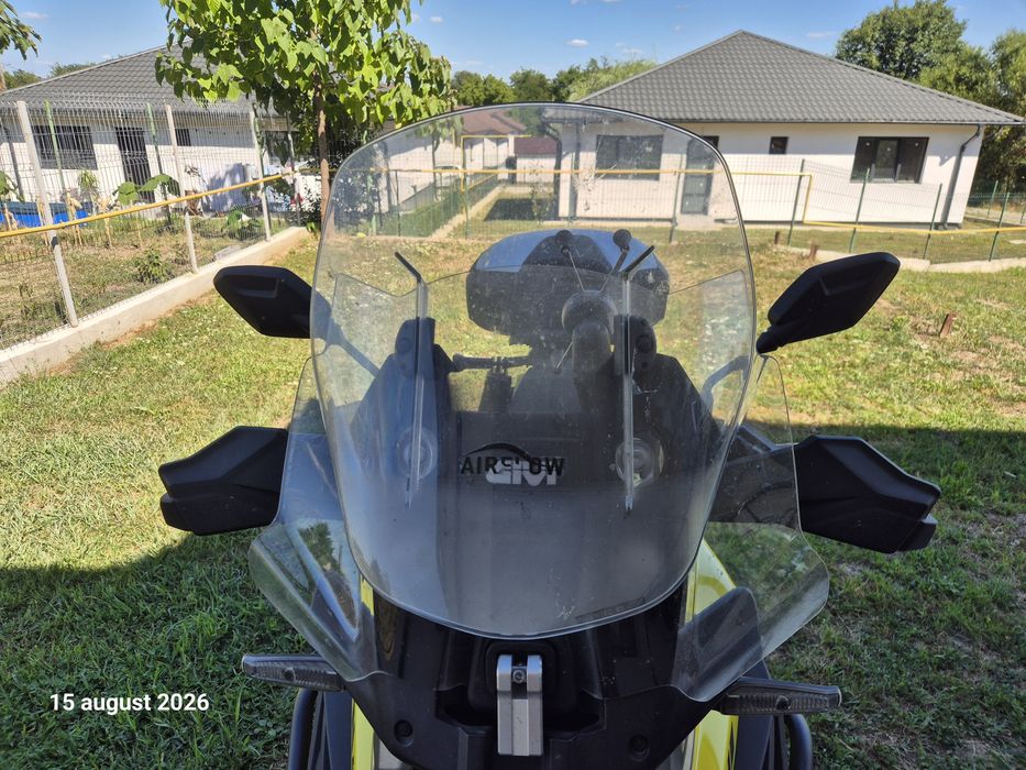 Suzuki V-strom 1050