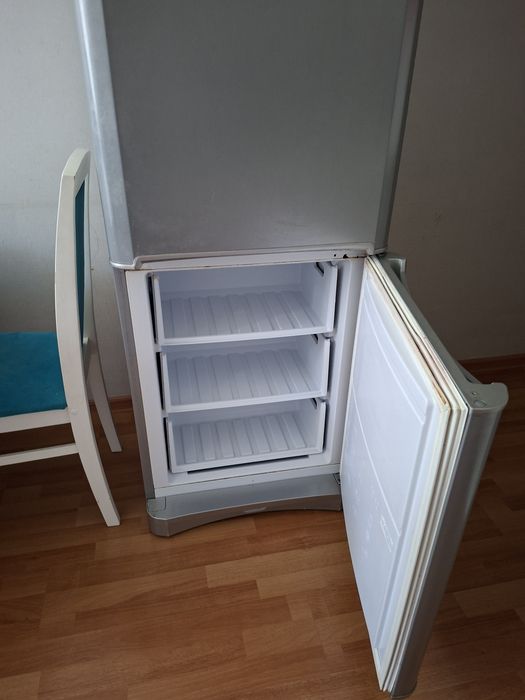 Продам холодильник в идеальном состоянии