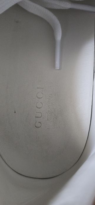 Gucci кожа оригинални!