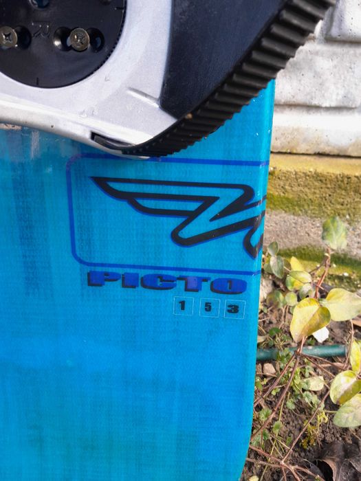 Placa snowboard Nidecker Picto 153 cm + legaturi SnowPro