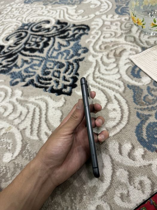 İphone 11  sotiladi