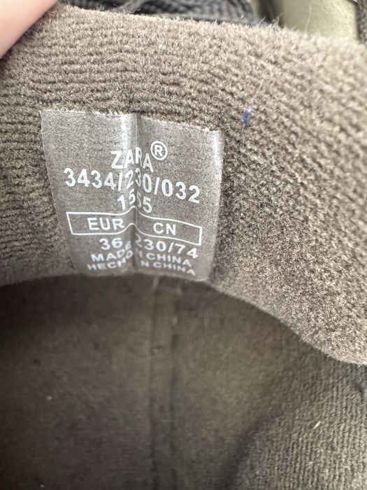 Кроссовки фирма Zara