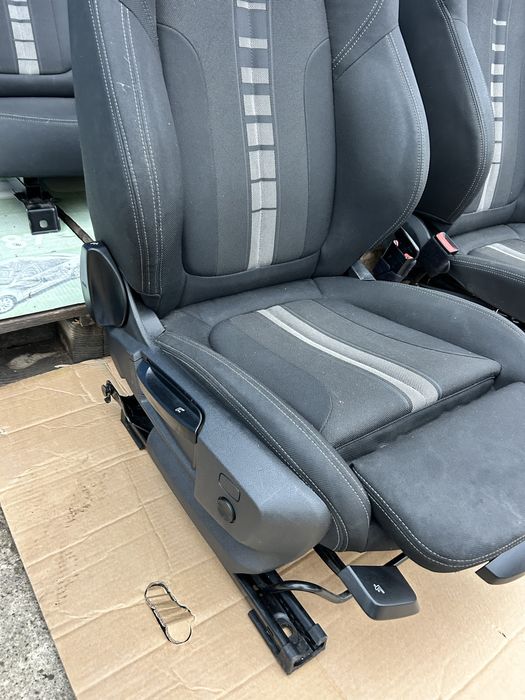 Scaune față și banchete spate BMW X1 F48