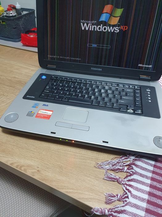 Лаптоп Toshiba 17 инча