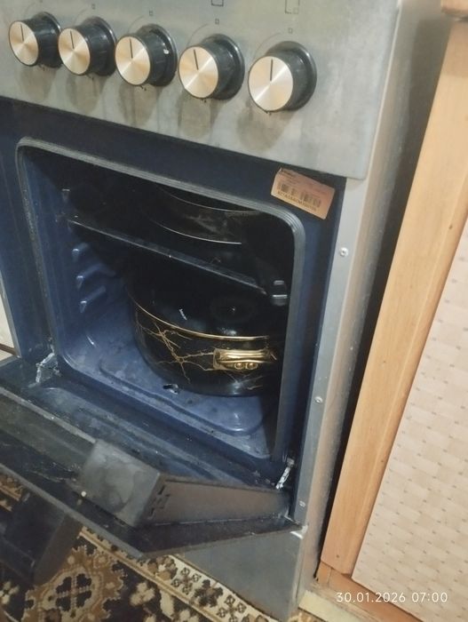 Газовая плита продам