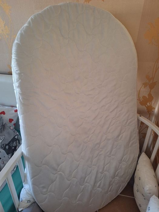 Продам детскую кроватку