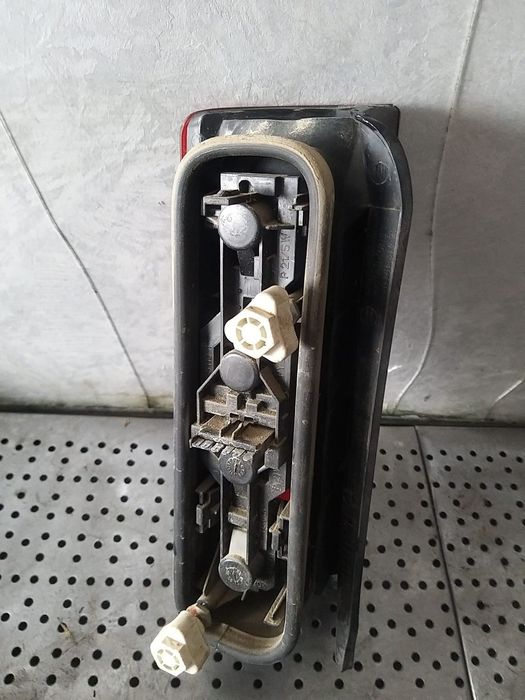 Stop tripla lampa dreapta opel combo c 084421941r