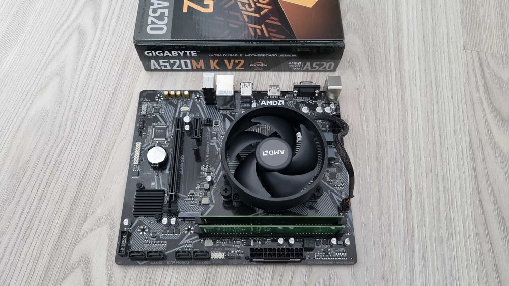 Kit AM4 GIGABYTE A520M-K v2+AMD Ryzen 5 3400G+RAM 16Gb DDR4 2666