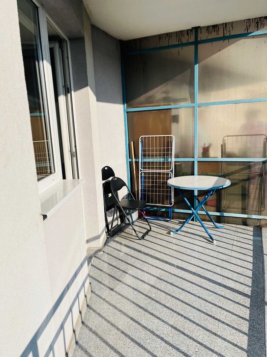 Inchiriez garsoniera cu terasa, loc de parcare, aer conditionat in zona Turnisor