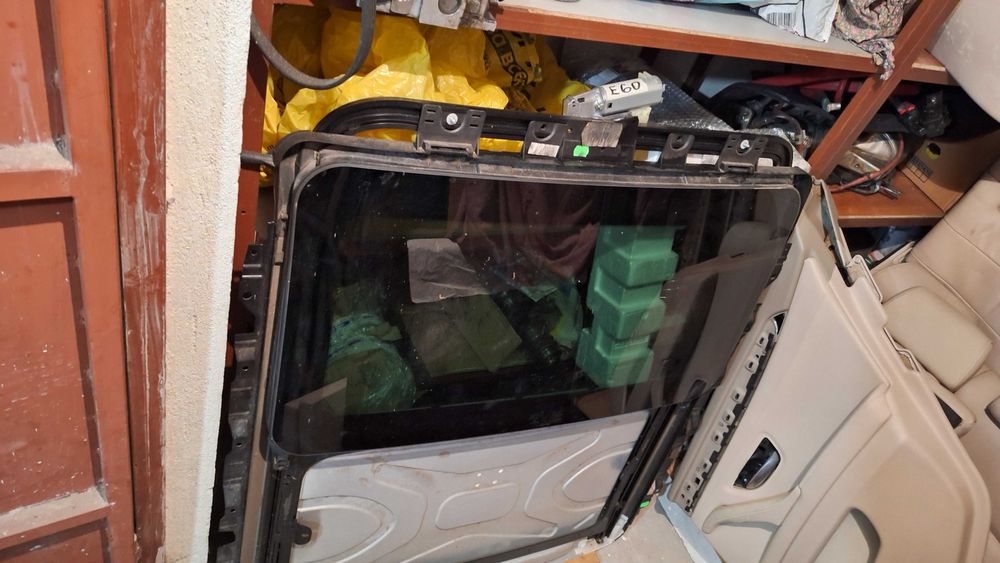 Стъклен шибидах за BMW 5та серия Е60 седан