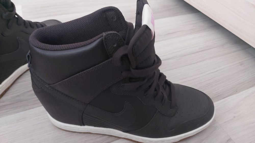 Спортни кецове с платформа